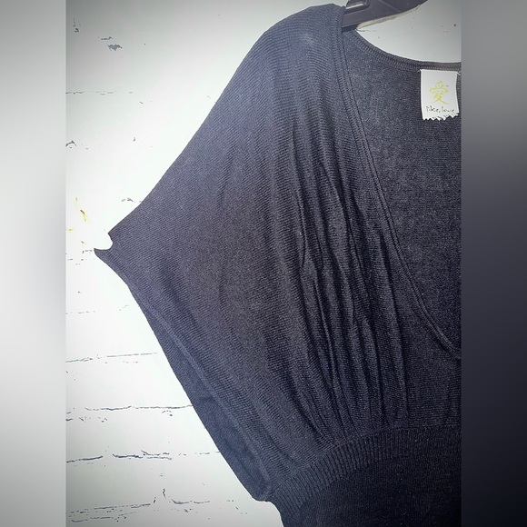 Black Dress V-Neck women’s elephant arms Solid M/L sweater loose fit midi - Picture 6 of 7